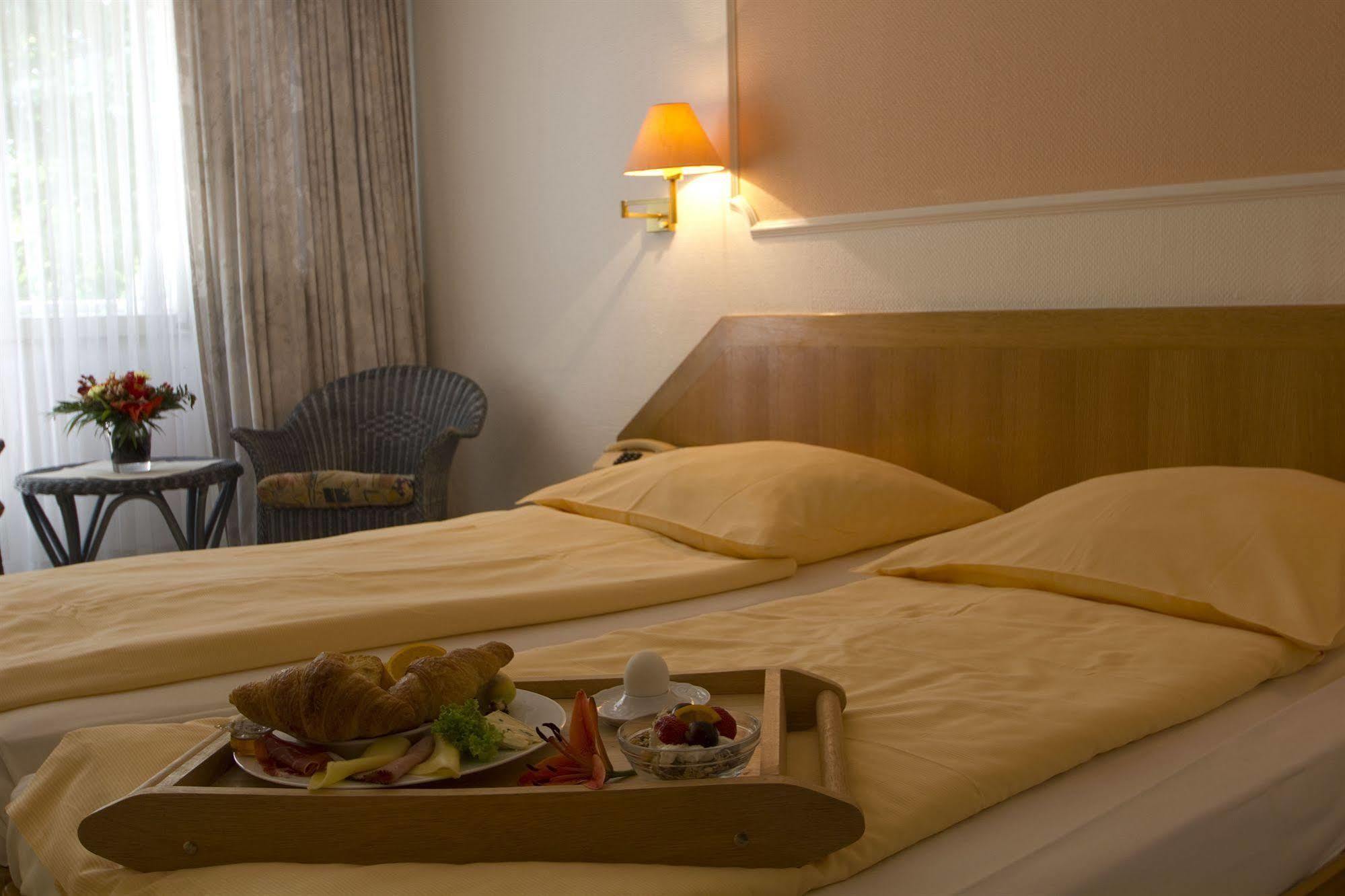 Hotel Buschhausen Aachen Bagian luar foto